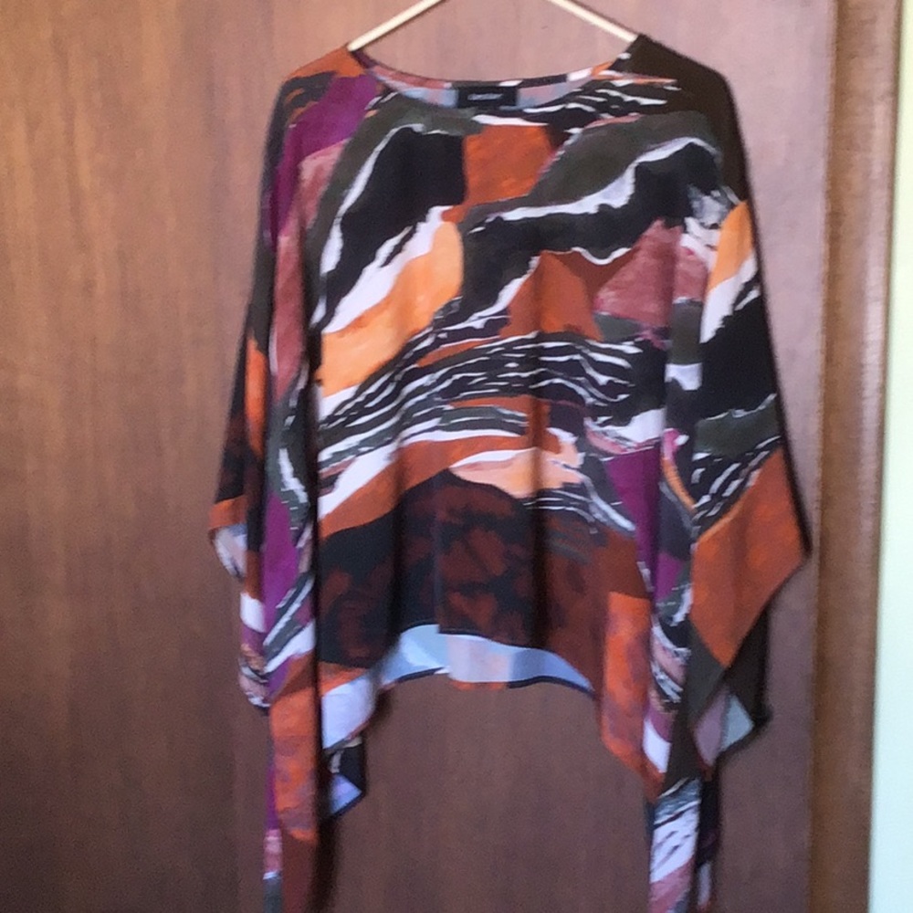Casual loose top.